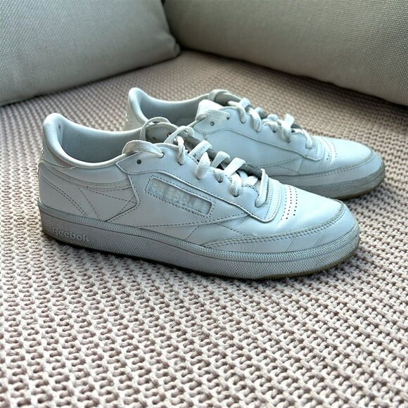 Reebok Women’s Iridescent Sneakers 8 - Picture 3 of 4